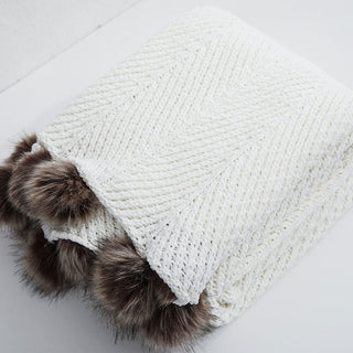 Pompom Throw