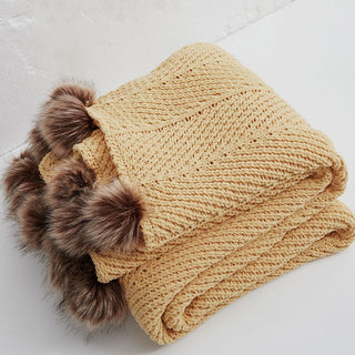 Pompom Throw